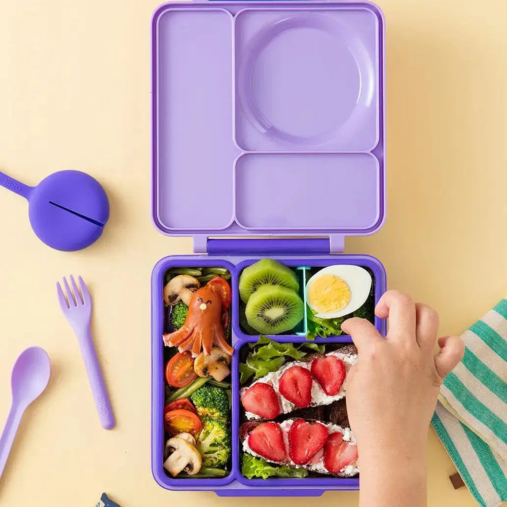 Lunchbox mit Thermoskanne OmieBox – Purple Plum in Lila mit mehreren Fächern und Edelstahl-Thermosbehälter