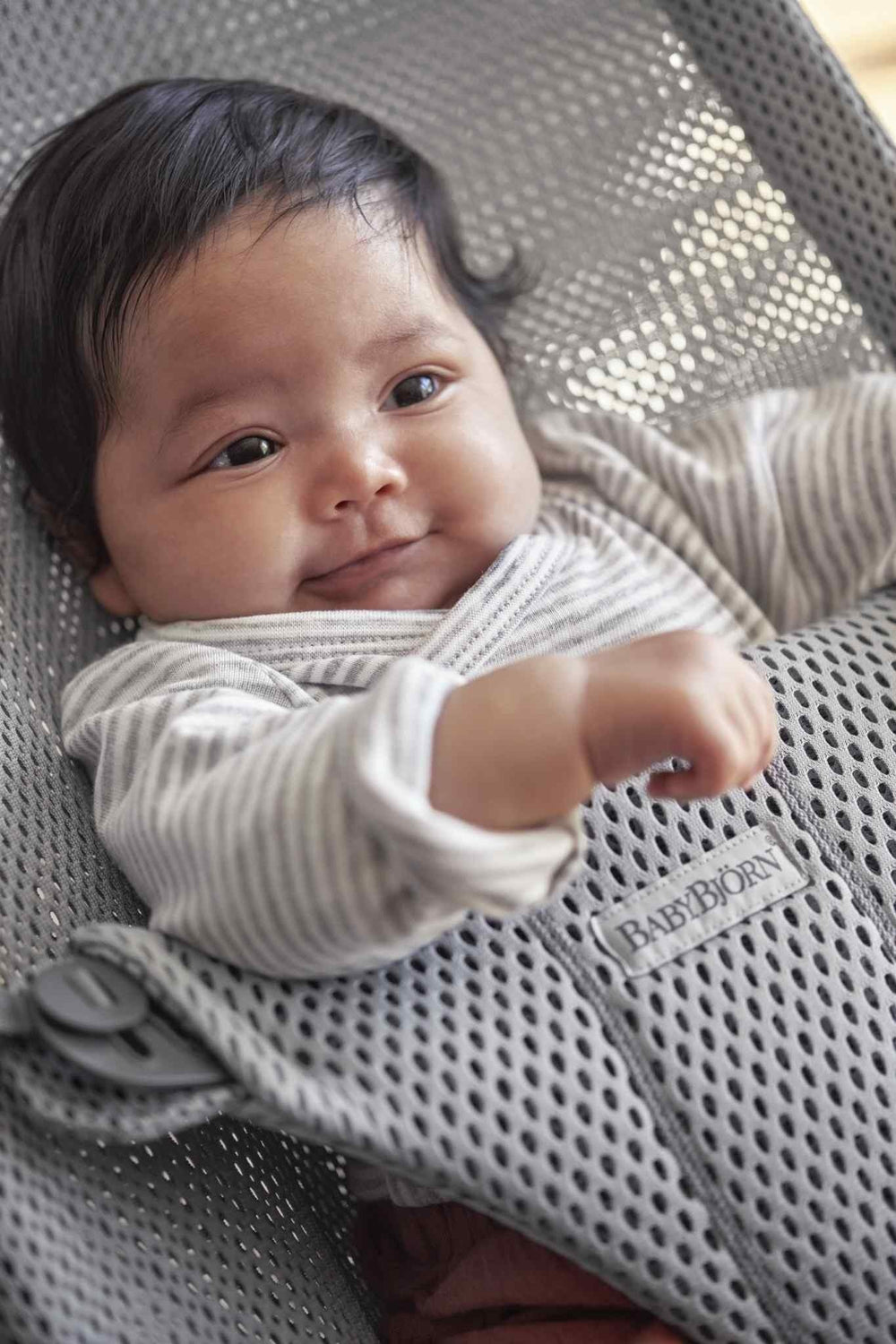 Babywippe BLISS MESH – Grau