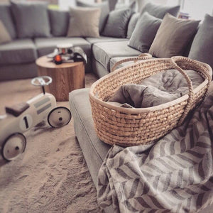 Moseskorb mit Matratze – Set aus Maisschalen