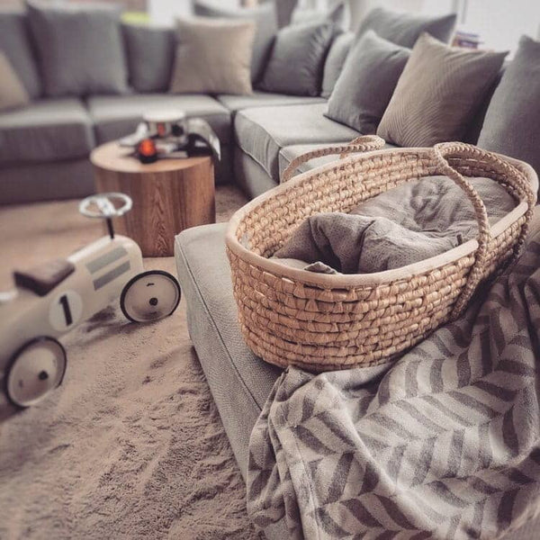 Moseskorb mit Matratze – Set aus Maisschalen
