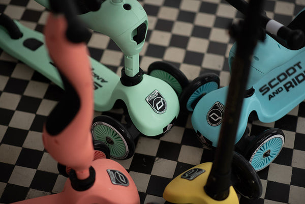 Laufrad und Fahrrad 2in1 Highwaykick  1-5 Jahre - Kiwi - tablude.com