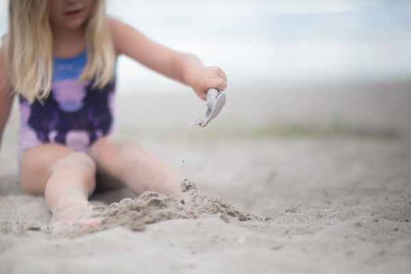Sandspielzeug-Set – Kirschrot - tablude.com