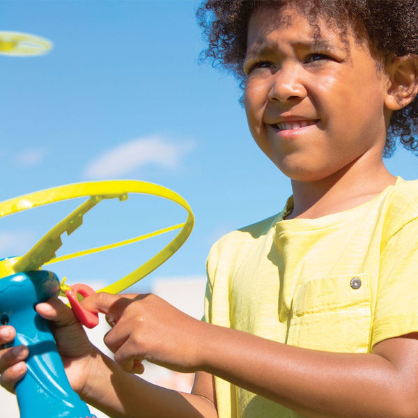 Fliegender Propeller - Scheibe mit farbigem Licht - tablude.com