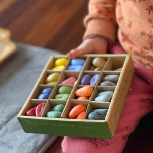Buntstifte in einer Box mit 64 Stück – 16 Farben - tablude.com