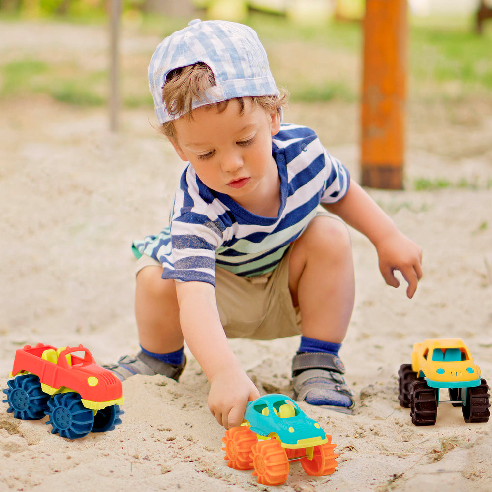 Set mit 6 Monster Trucks – Thunder Monster – Monster Trucks - tablude.com