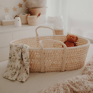 Moseskorb mit Matratze – Set aus Maisschalen