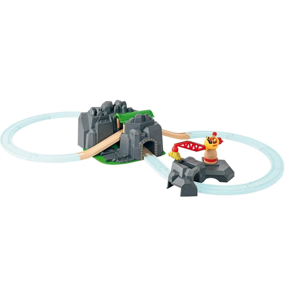 Bergtunnel mit Aufzug