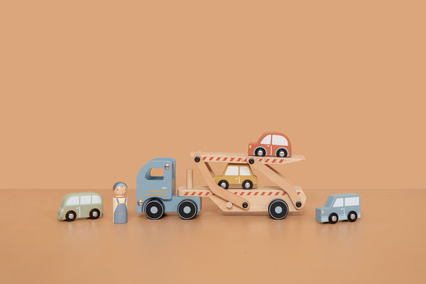 Abschleppwagen mit Autos - tablude.com