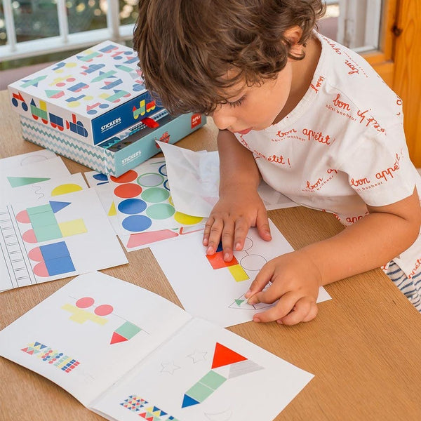 Set mit geometrischen Aufklebern – Fahrzeuge - tablude.com