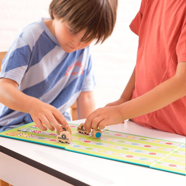 Brettspiel – Rennen - tablude.com