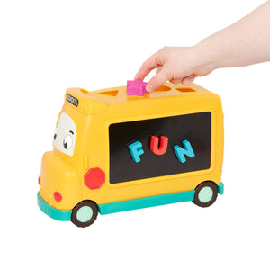 Bus mit magnetischem Alphabet – AlphaBus - tablude.com