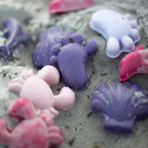 Silikon-Sandförmchen, 4 Stück – Kirschrot - tablude.com