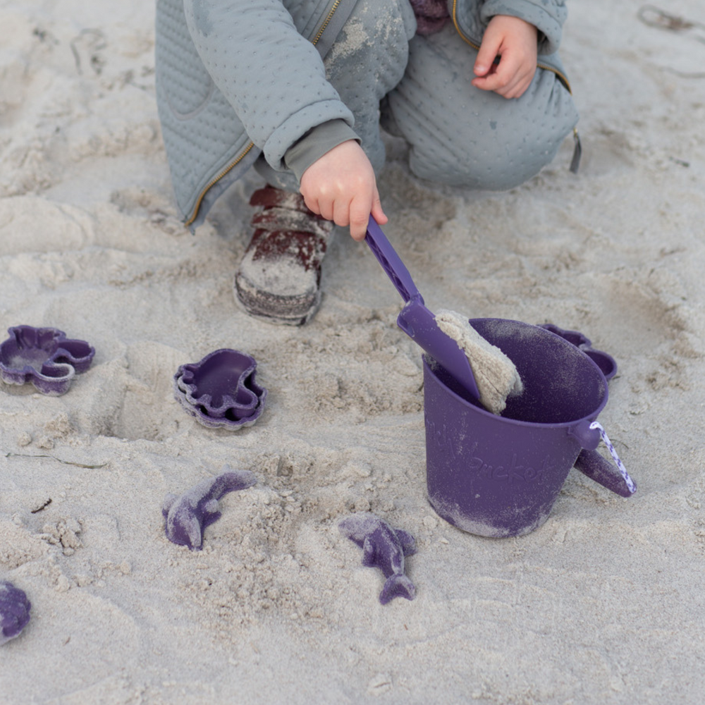 Zusammenklappbarer Eimer für Wasser und Sand – Violett - tablude.com