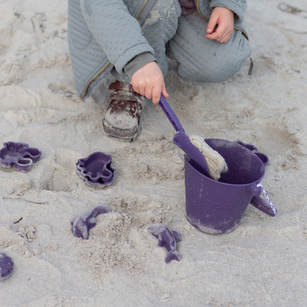 Zusammenklappbarer Eimer für Wasser und Sand – Violett - tablude.com