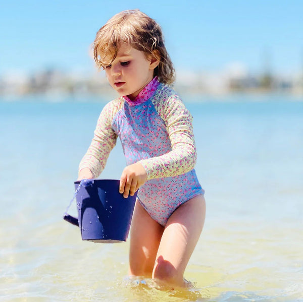 Zusammenklappbarer Eimer für Wasser und Sand – Violett - tablude.com