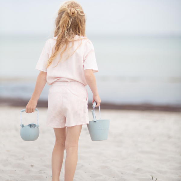 Zusammenklappbarer Eimer für Wasser und Sand – Salbei - tablude.com