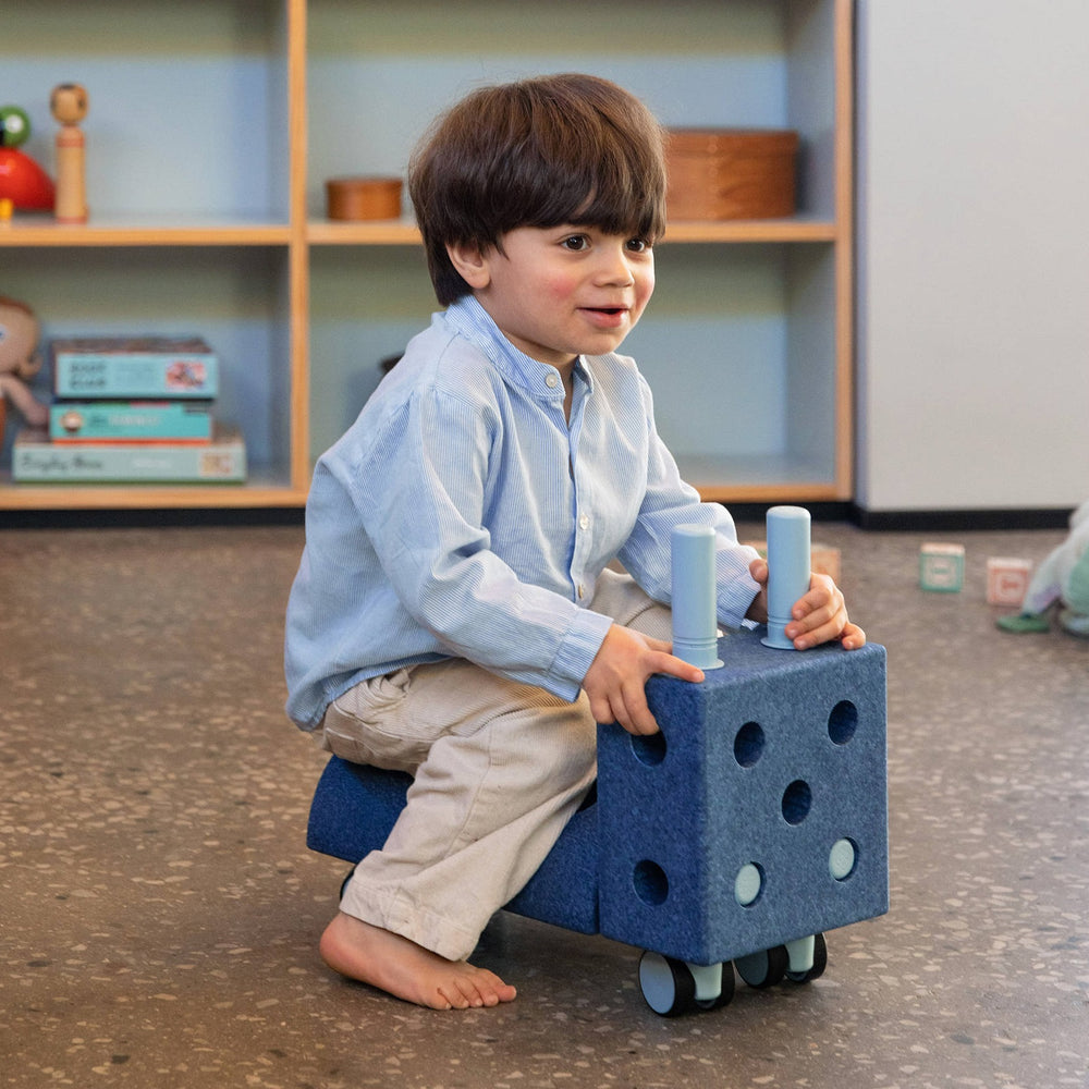 Kreative Bausteine zur Förderung der Grobmotorik Tiny Ride – blau - tablude.com