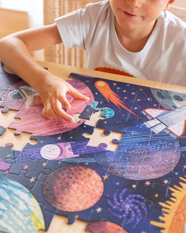 Im Dunkeln leuchtendes Puzzle – Sonnensystem 5+ - tablude.com