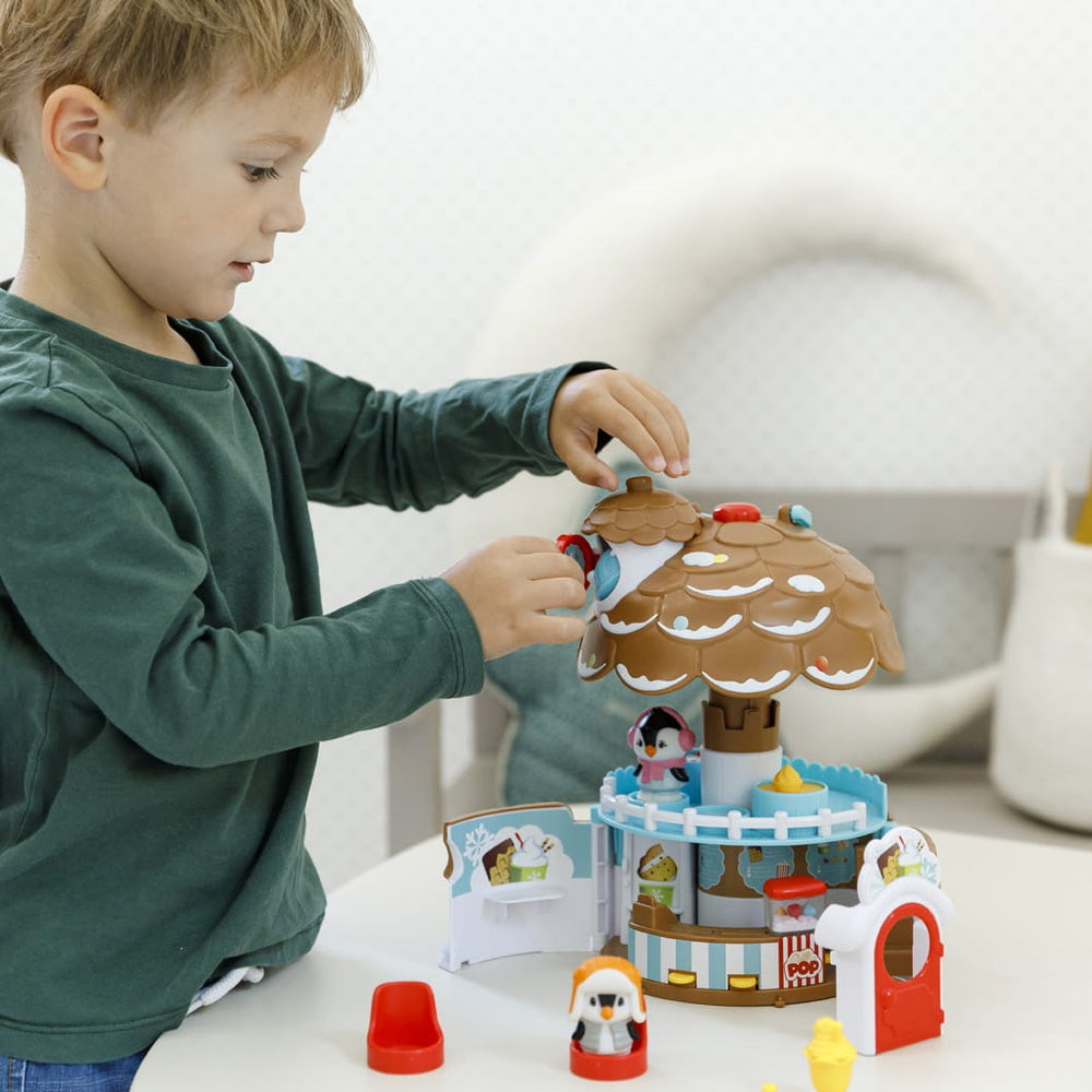 Eisdiele Tannenzapfen-Haus - tablude.com
