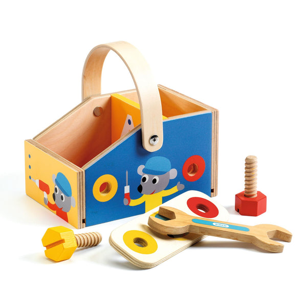 Holzkiste mit Werkzeugen - tablude.com