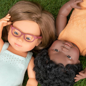 Puppe Mädchen Colourful Edition Doll – Europäerin mit Brille 38 cm