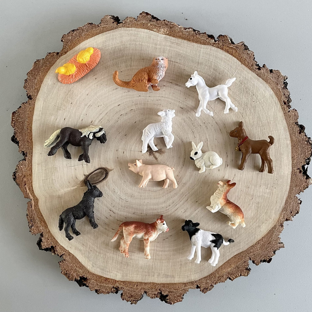 Figurenset in einer Tube TOOB - Kleine Tiere auf dem Land - tablude.com