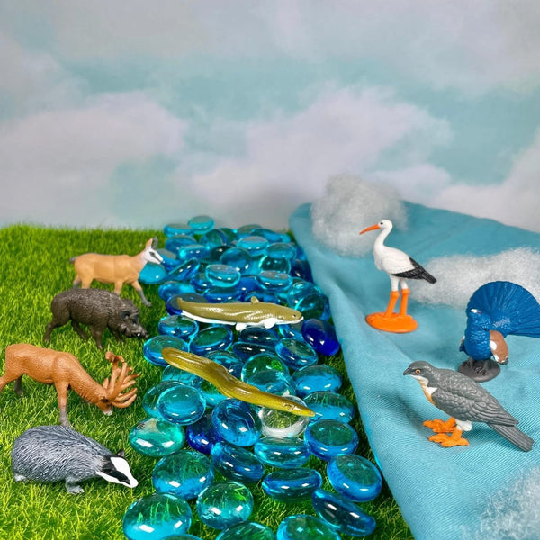 Figurenset in einer TOOB-Röhre – Tiere Europas - tablude.com