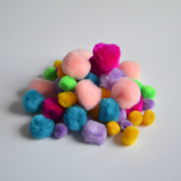 Pompons – Pastellfarben - tablude.com