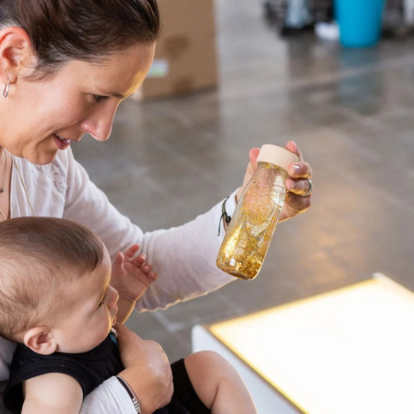 Sensorische Flasche FLOAT – Gold - tablude.com