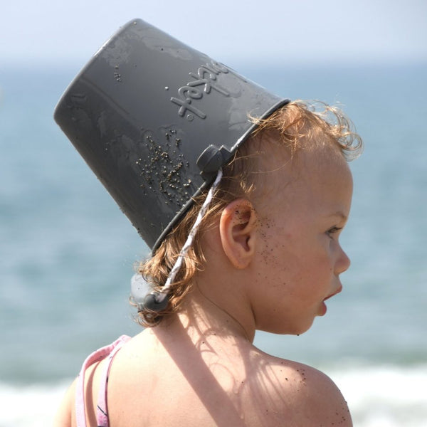 Zusammenklappbarer Eimer für Wasser und Sand – Dunkelgrau - tablude.com