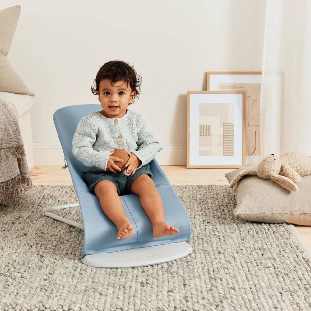 Babywippe BLISS WOVEN Petal Quilt – Blau