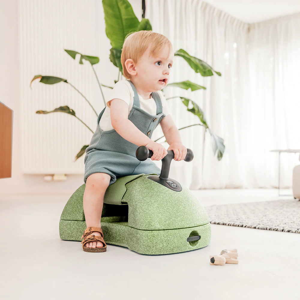 Rutschfahrzeug 3 in 1 My First – Olive - tablude.com