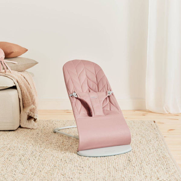 Babywippe BLISS WOVEN Petal Quilt – Altrosa