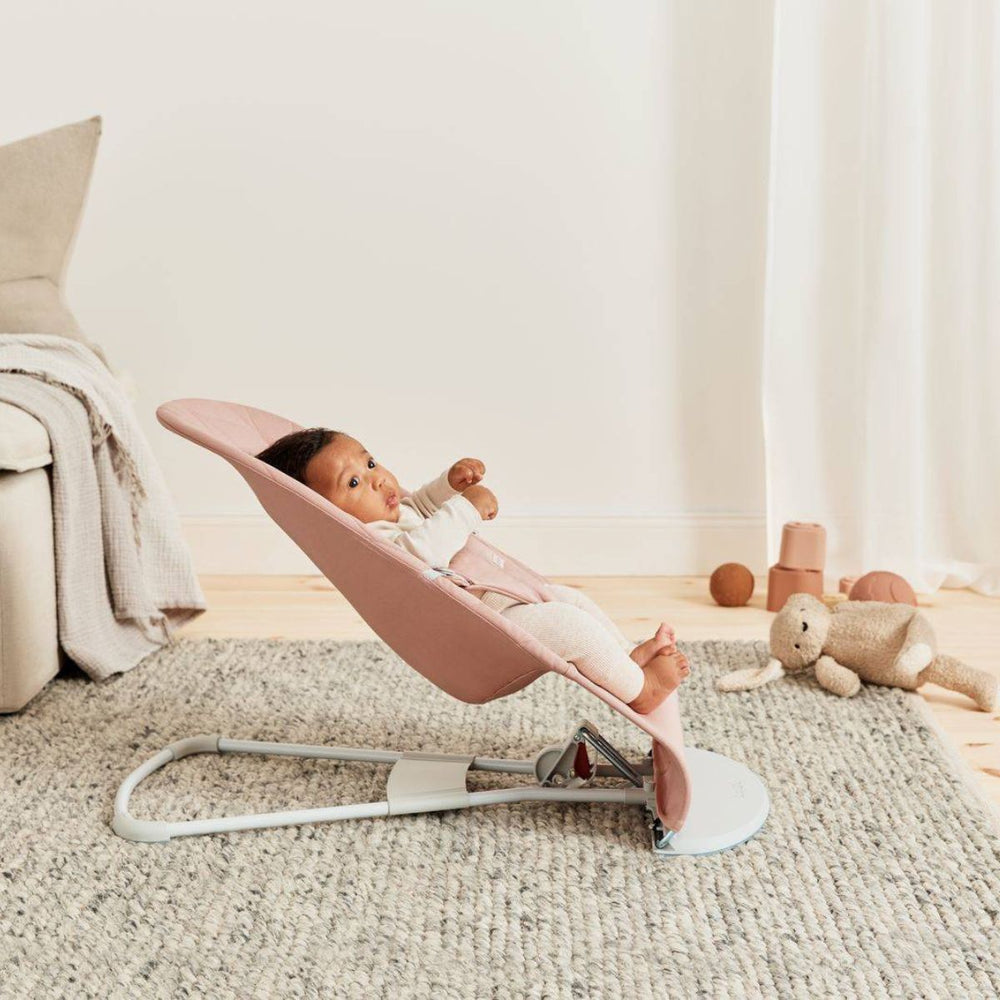 Babywippe BLISS WOVEN Petal Quilt – Altrosa