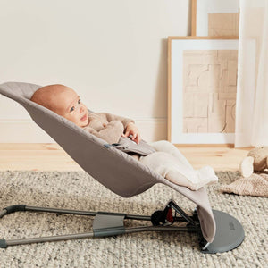 Babywippe BLISS WOVEN – Sandgrau