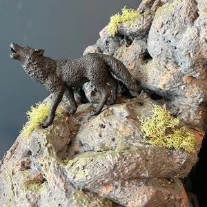 Figur – Schwarzer Wolf - tablude.com