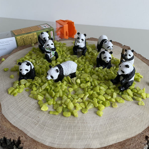 Figurenset in einer Tube TOOB - Pandas - tablude.com