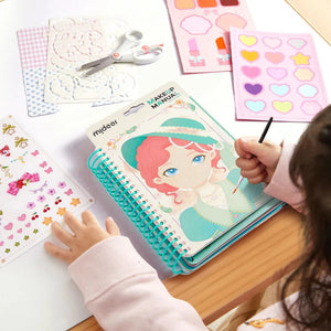 Kreativheft für kleine Designer – Dame auf einer Teeparty - tablude.com