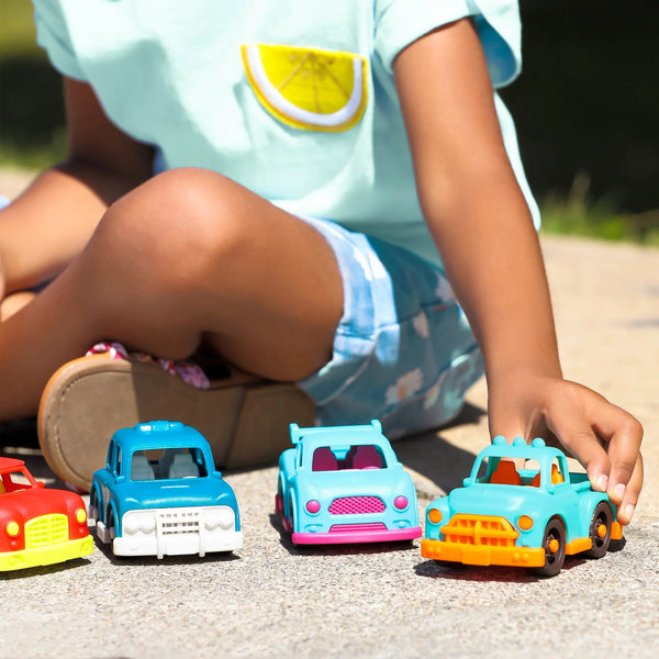 Set mit 4 kleinen Autos mit Pick-up – Happy Cruisers - tablude.com