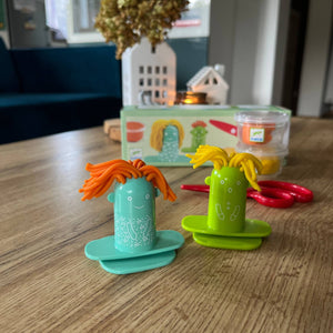 Set mit Modelliermasse - Friseursalon - tablude.com