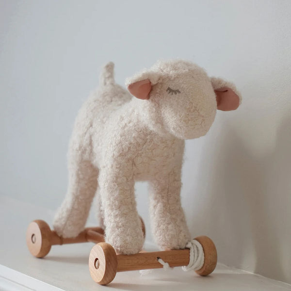 Mary das Wollschaf Kuscheltier zum Ziehen - tablude.com