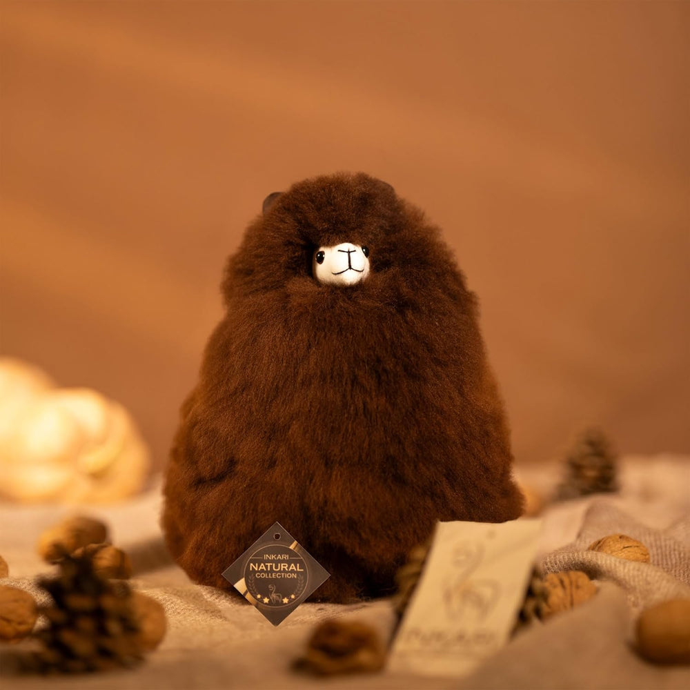 Plüsch-Alpaka Naturals – Walnut 15 cm - tablude.com