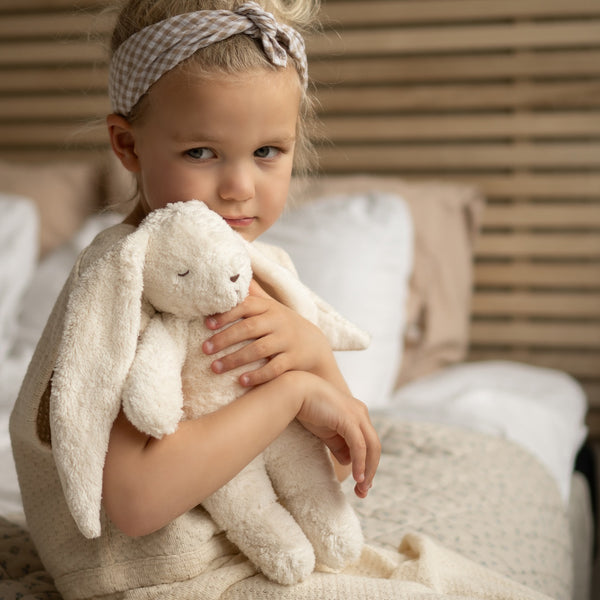 Summendes Kaninchen mit Lampe Organic 2.0 – Polar