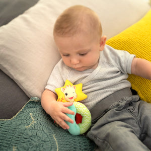 Geschenkset Sophie la girafe mit weicher Rassel - tablude.com