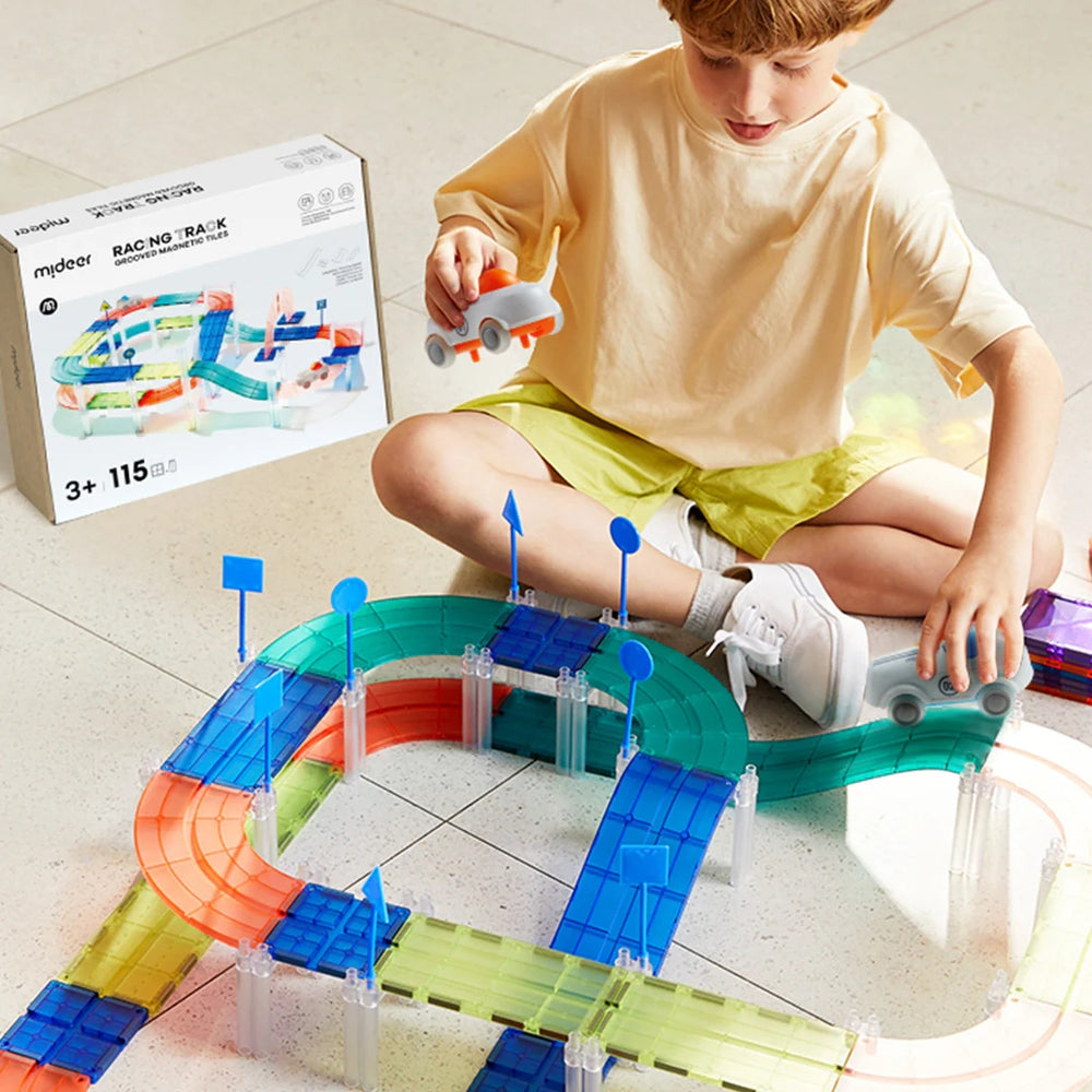 Magnetische Bausteine mit Autos – Rennbahn 115 Teile - tablude.com