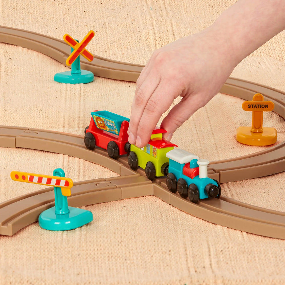 Eisenbahn mit Schienen und Schildern – magnetische Waggons – All Aboard 29 Teile