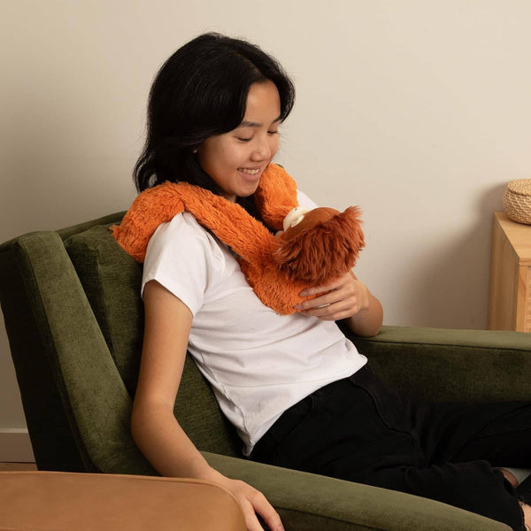 Therapeutisches Kuscheltier - Orangutan Ollie