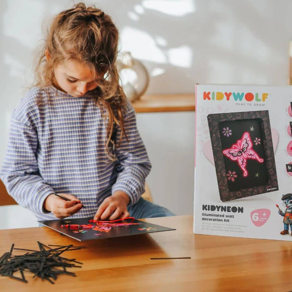 Set zum Basteln einer leuchtenden Wanddekoration – Kidyneon Märchen 3 Stück
