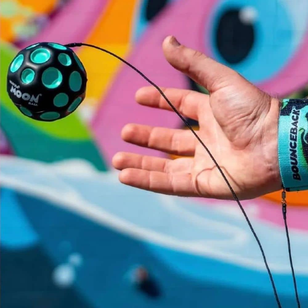 Ball an einer elastischen Schnur (120 cm) – Bounceback, 1 Stück