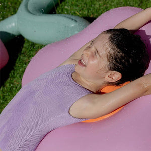 Aufblasbarer Sprinkler – Poppy the Peach